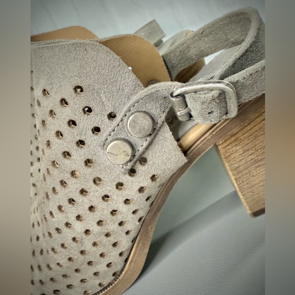 Barbara Barbieri Perforated Suede Leather‎ Shoes Open Toe Block Heel Tan - Picture 3 of 5